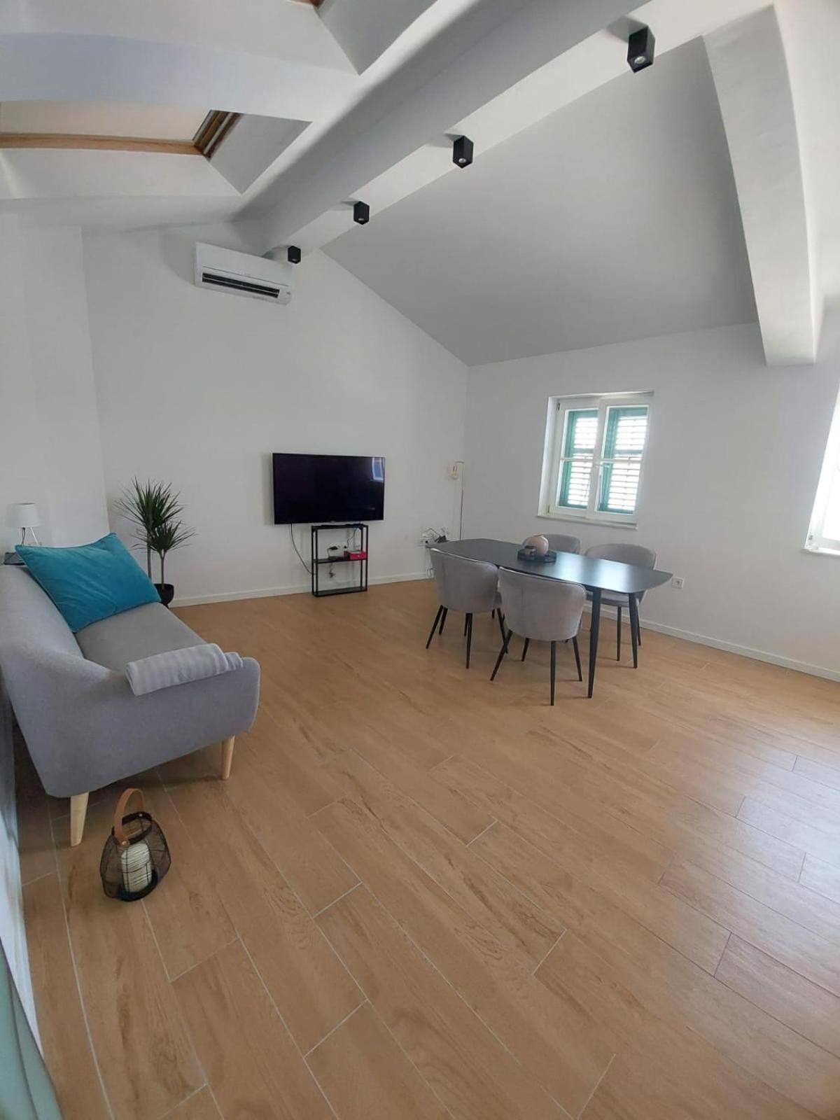 Apartmán Šuština Tribalj Exteriér fotografie