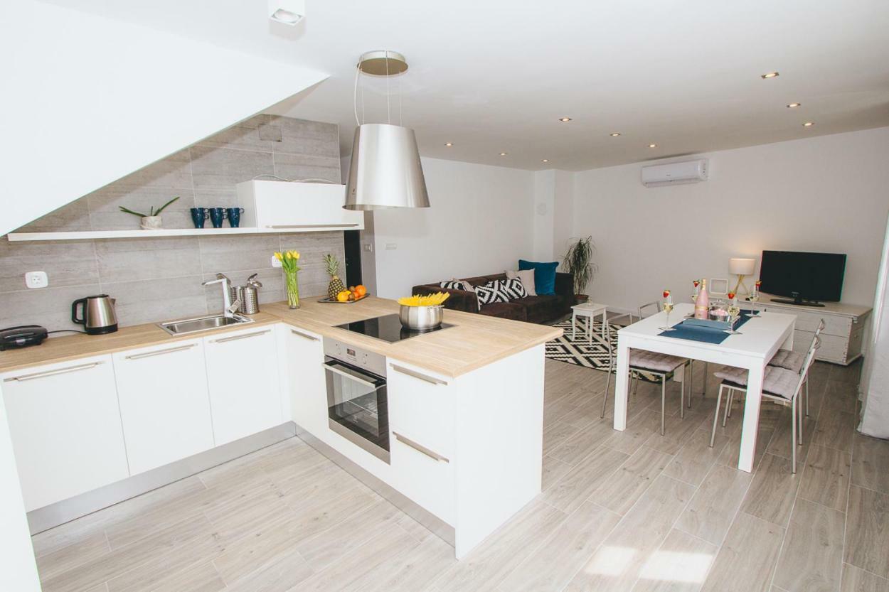 Apartmán Šuština Tribalj Exteriér fotografie